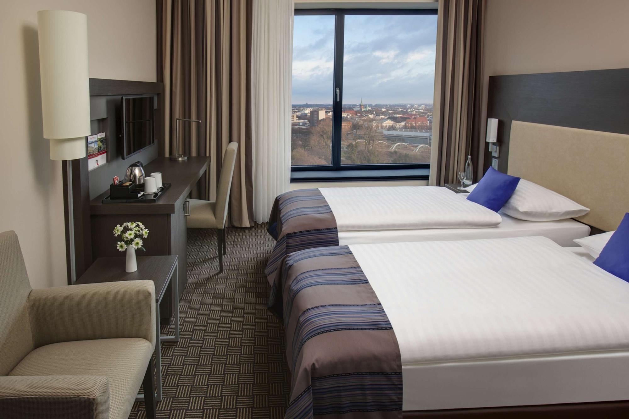 Intercityhotel Hamburg Dammtor-Messe Екстер'єр фото