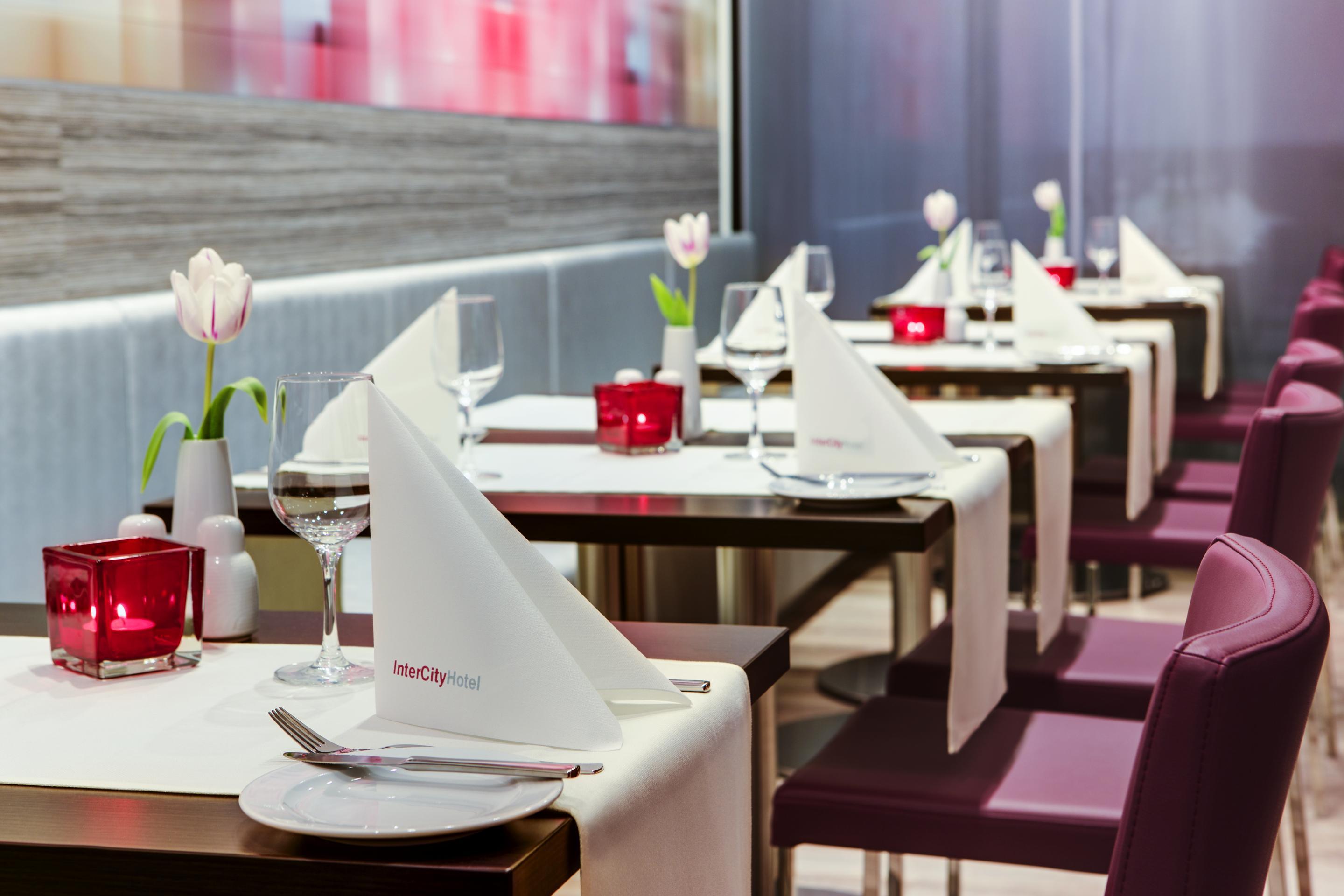 Intercityhotel Hamburg Dammtor-Messe Екстер'єр фото