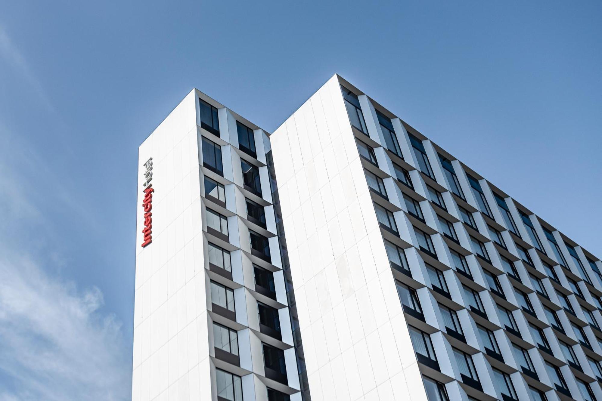 Intercityhotel Hamburg Dammtor-Messe Екстер'єр фото