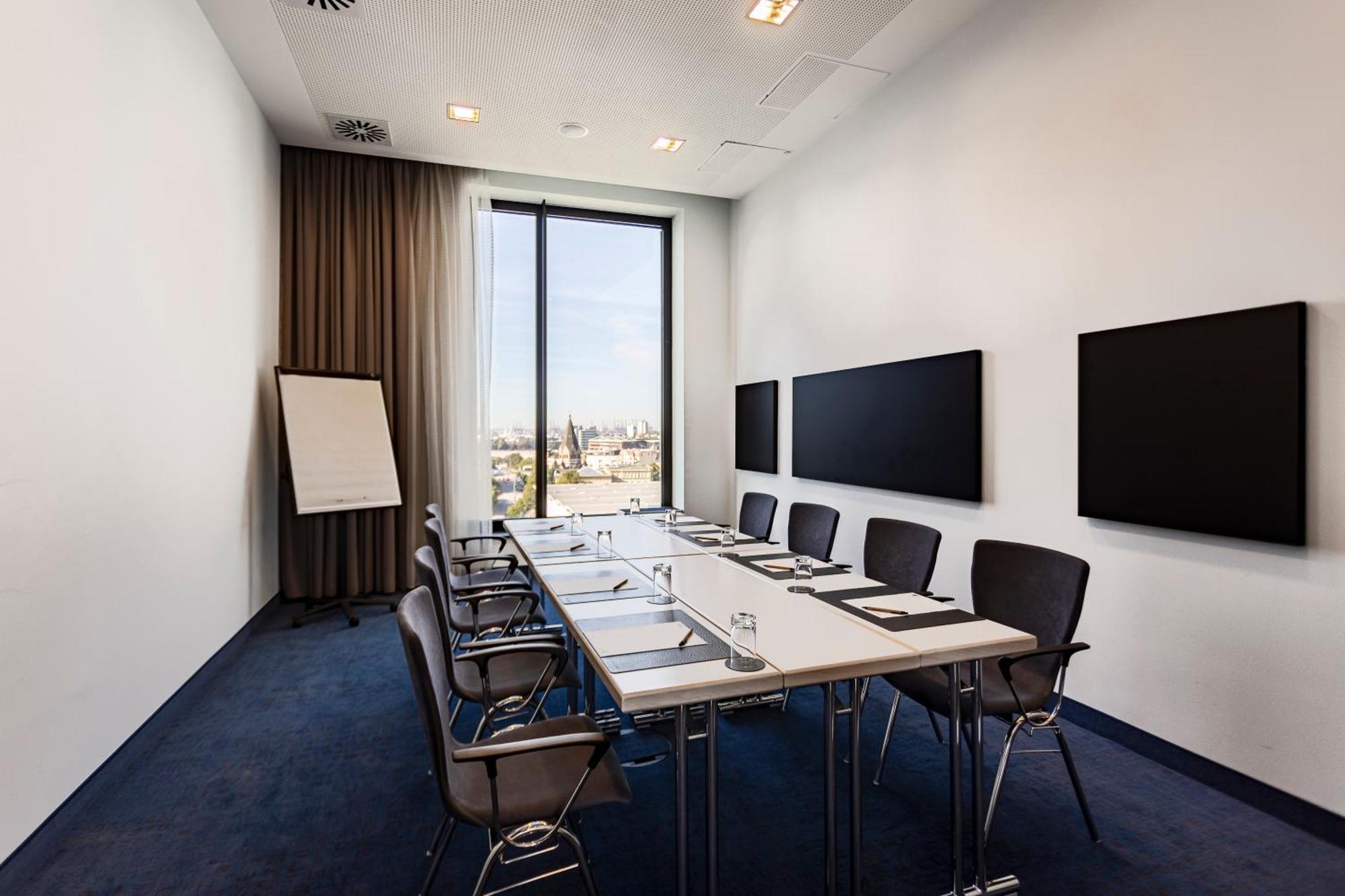Intercityhotel Hamburg Dammtor-Messe Екстер'єр фото