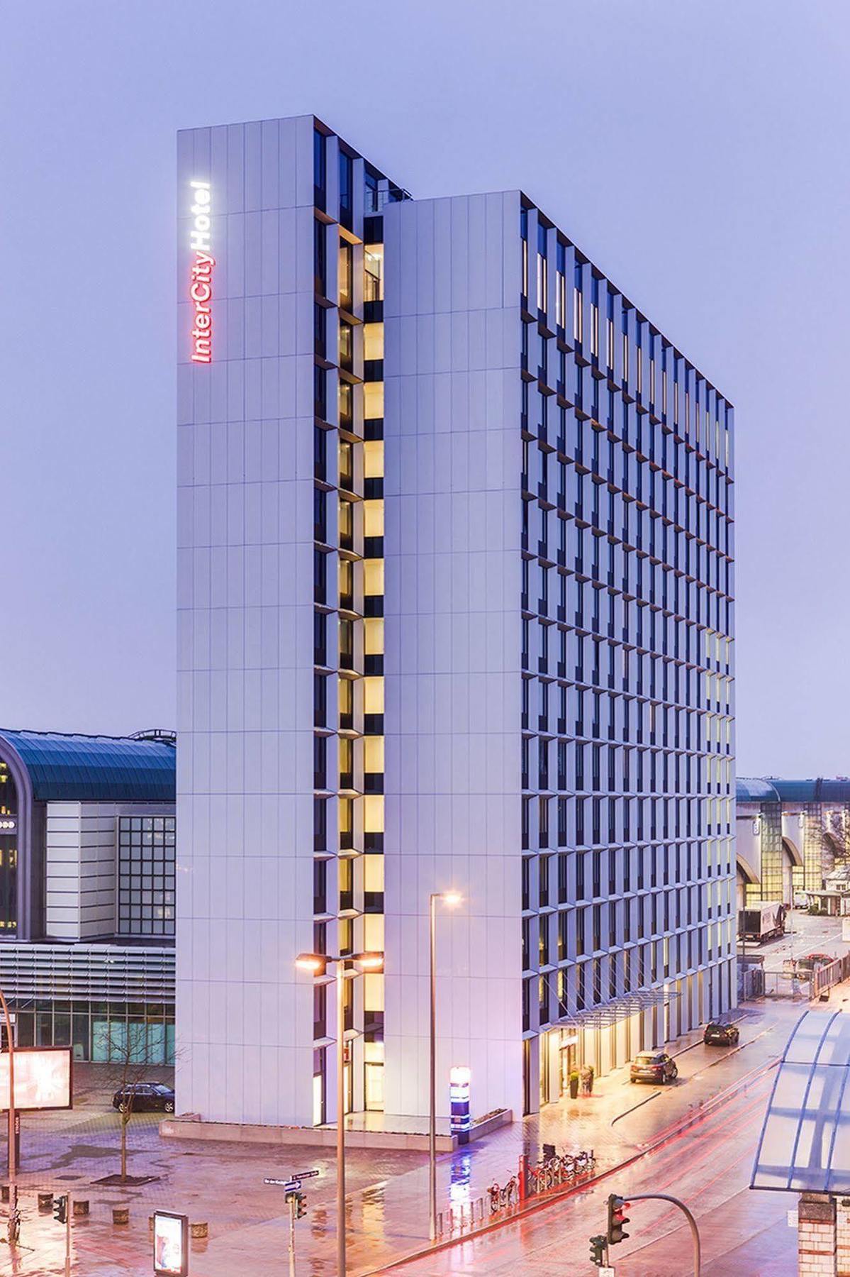 Intercityhotel Hamburg Dammtor-Messe Екстер'єр фото
